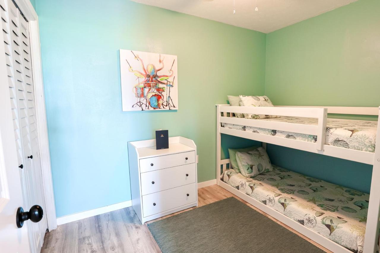 Barefoot And Tan Apartment Cocoa Beach Bagian luar foto